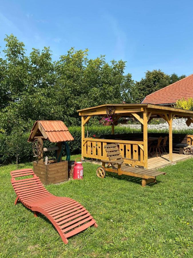 Zimmer Feri Vendeghaz Hotel Abaújszántó Bagian luar foto