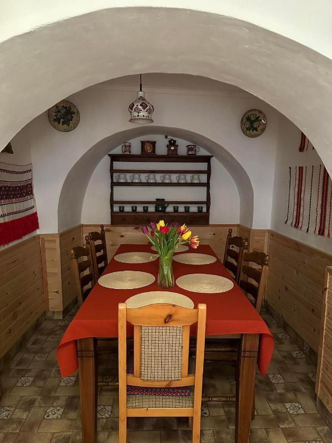 Zimmer Feri Vendeghaz Hotel Abaújszántó Bagian luar foto